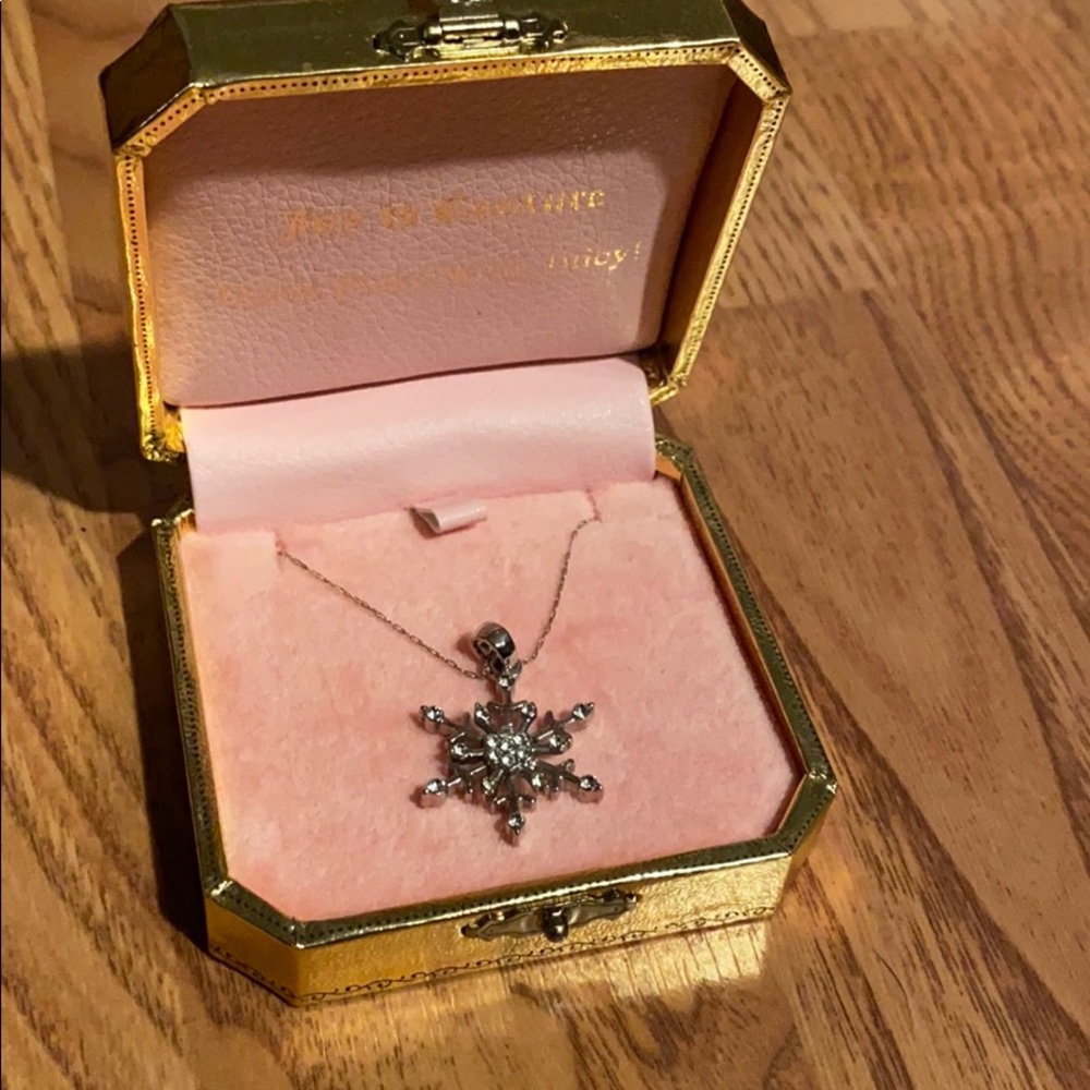 Juicy Couture Limited addition snowflake necklace